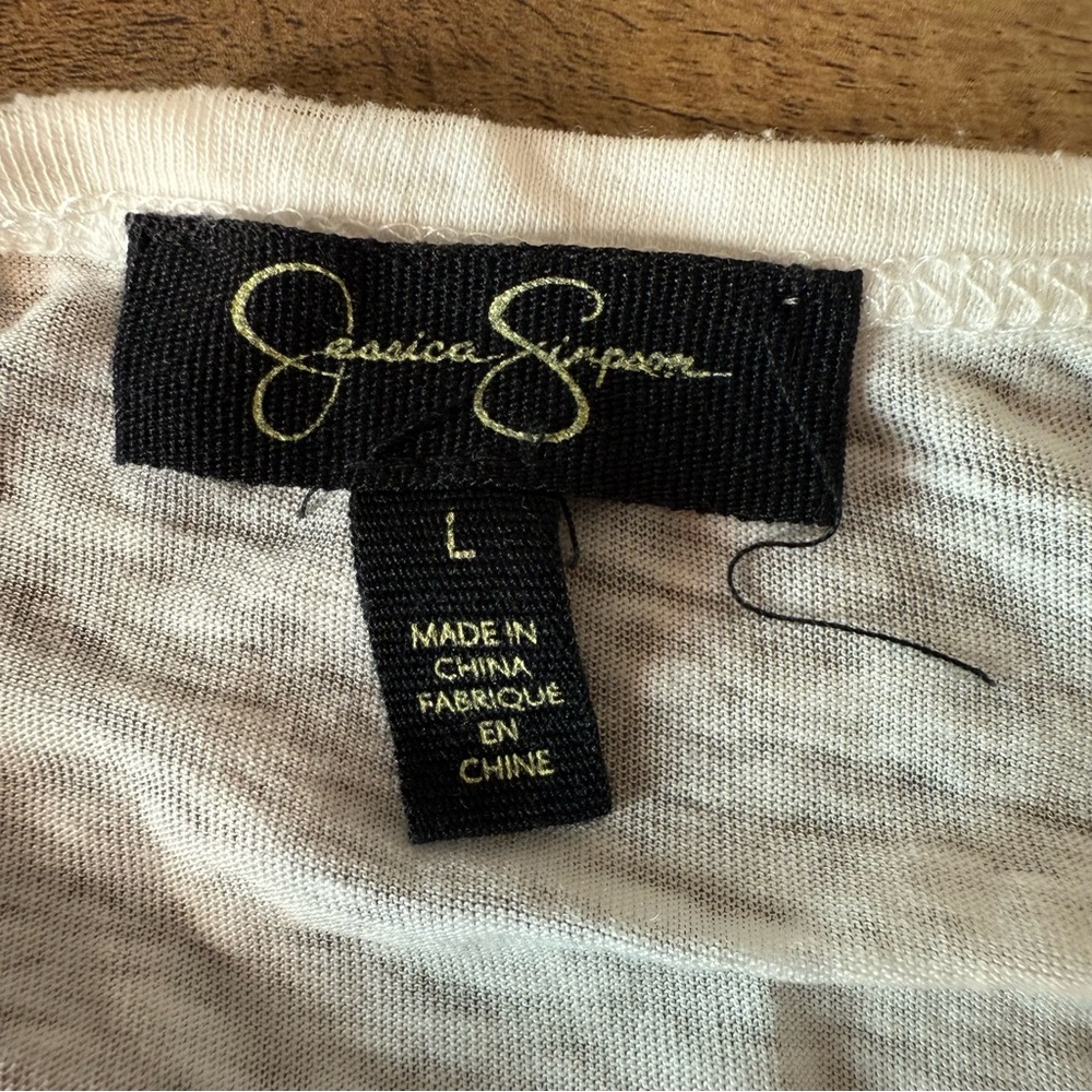 JESSICA SIMPSON White Odin Ruffle Tee Tank Lightweight Semi Sheer V Neck Large - Picture 9 of 10